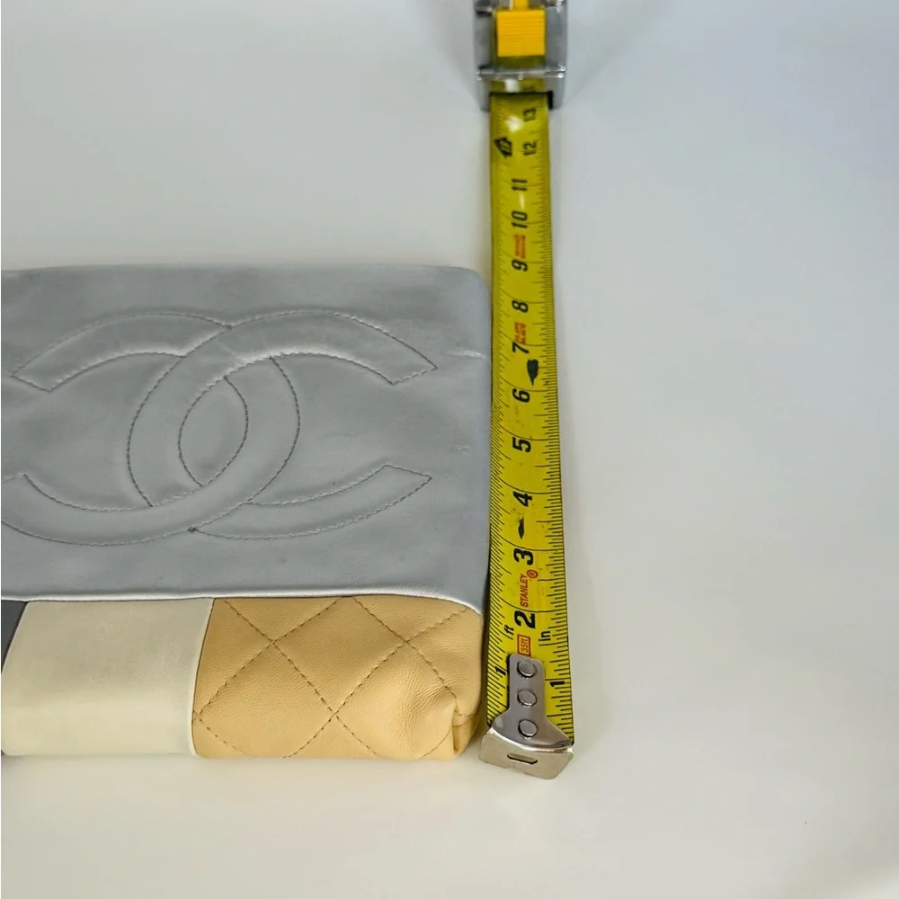 Authentic CHANEL Lambskin Colorblock Clutch - Picture 14 of 14